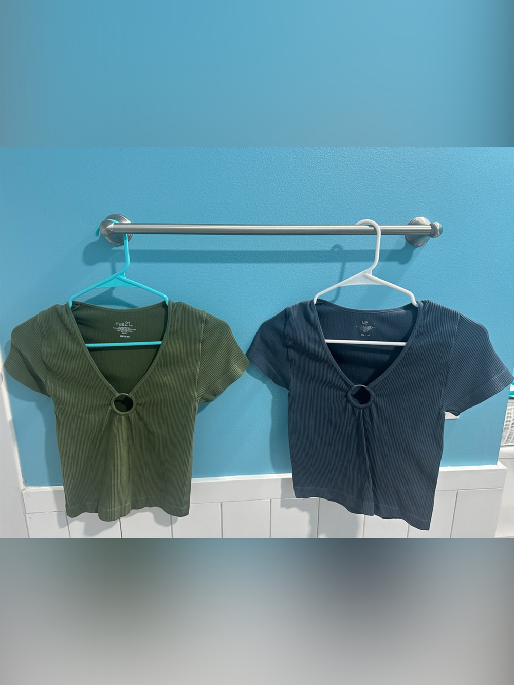Rue21 Women’s Ribbed Knot-Front Tees - Olive Green and Navy